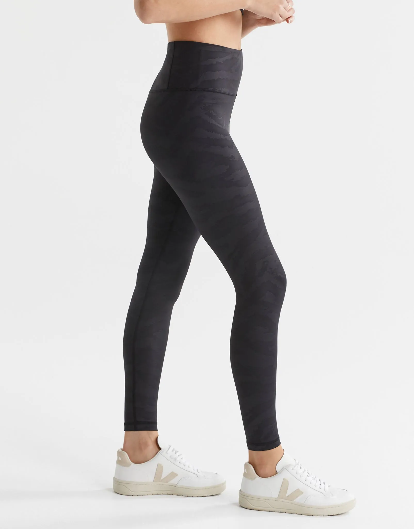 Ariana - Black Tiger Print