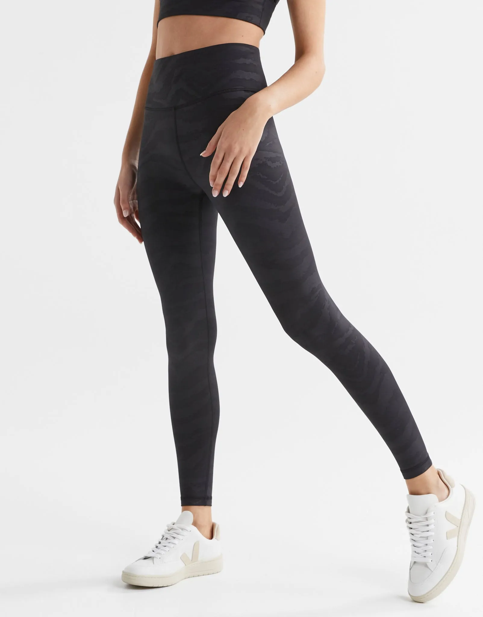 Ariana - Black Tiger Print