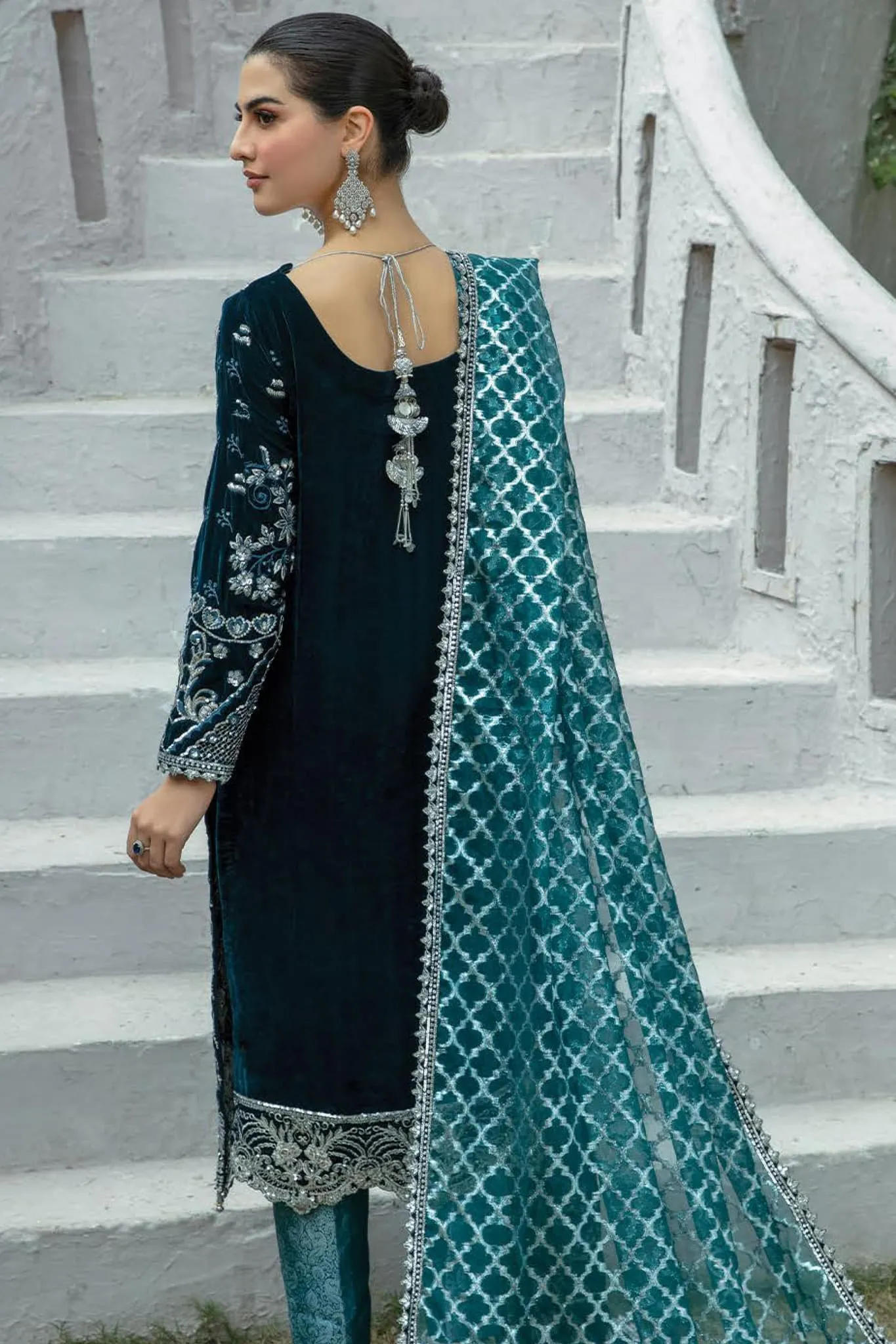 De Velour by Imrozia Unstitched 3 Piece Embroidered Velvet Collection'2022-IV-11-Jade